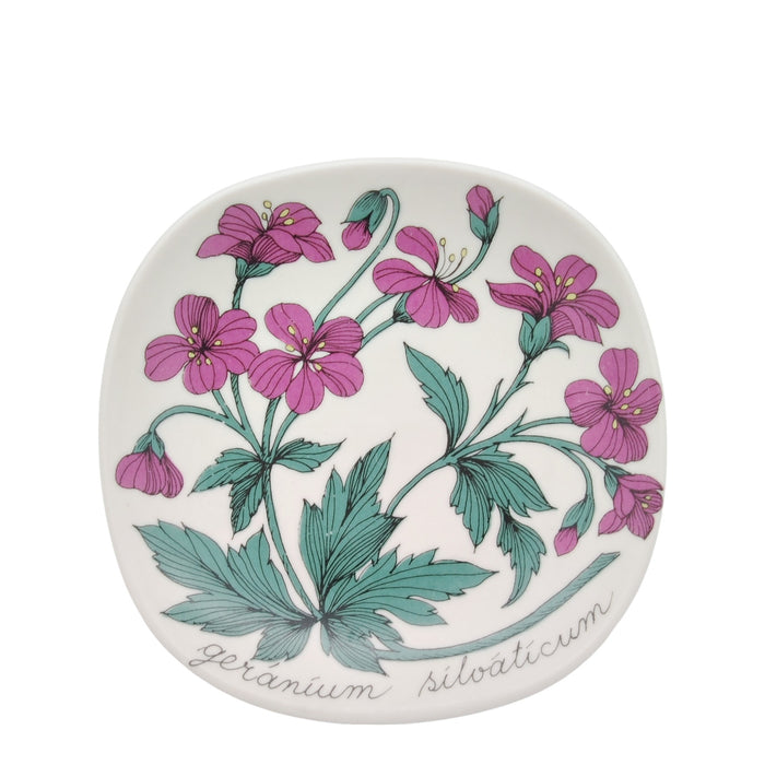 Arabia Botanica Geranium Silvaticum Plate, vintage Decorative plates Arabia